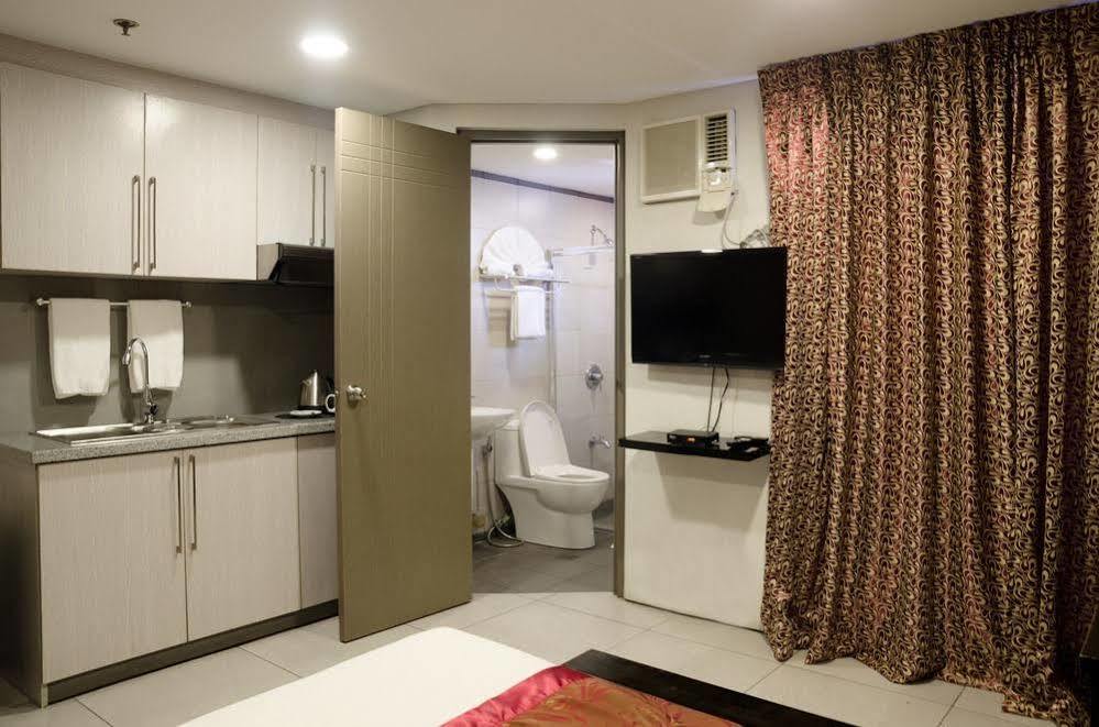 Zen Rooms Santa Cruz Makati City Exterior photo